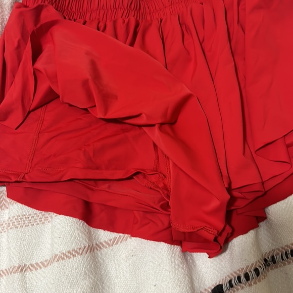 skirt with built in shorts athletic material - Picture 2 of 3